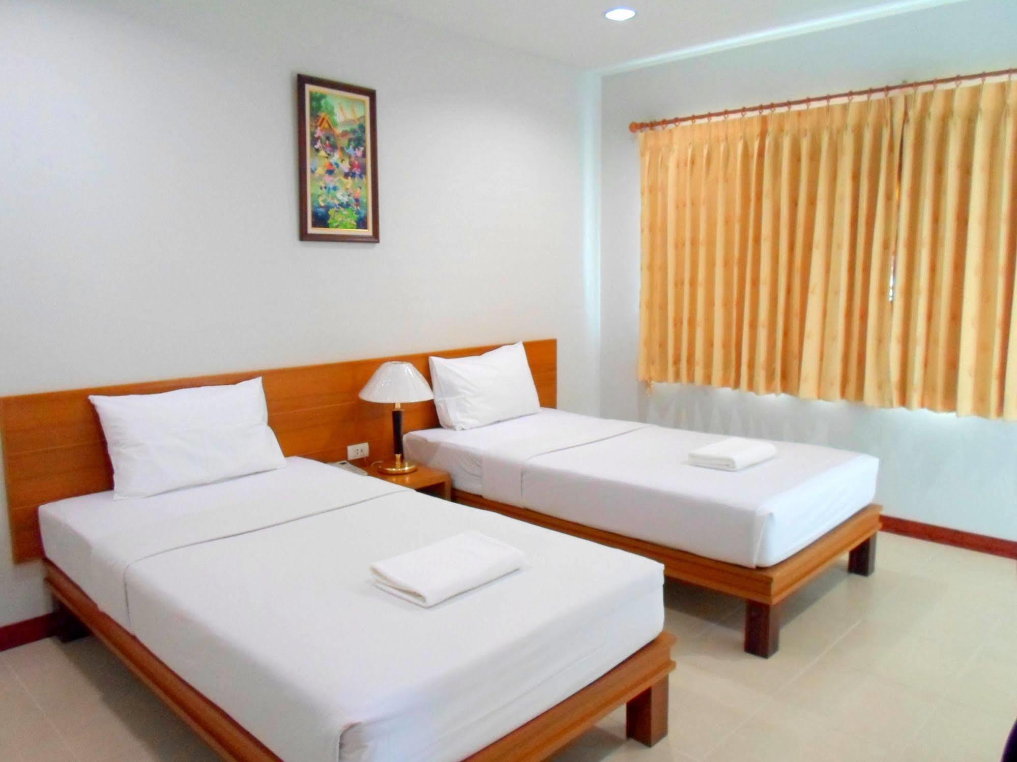 Orchid Suratthani Hotel 3*