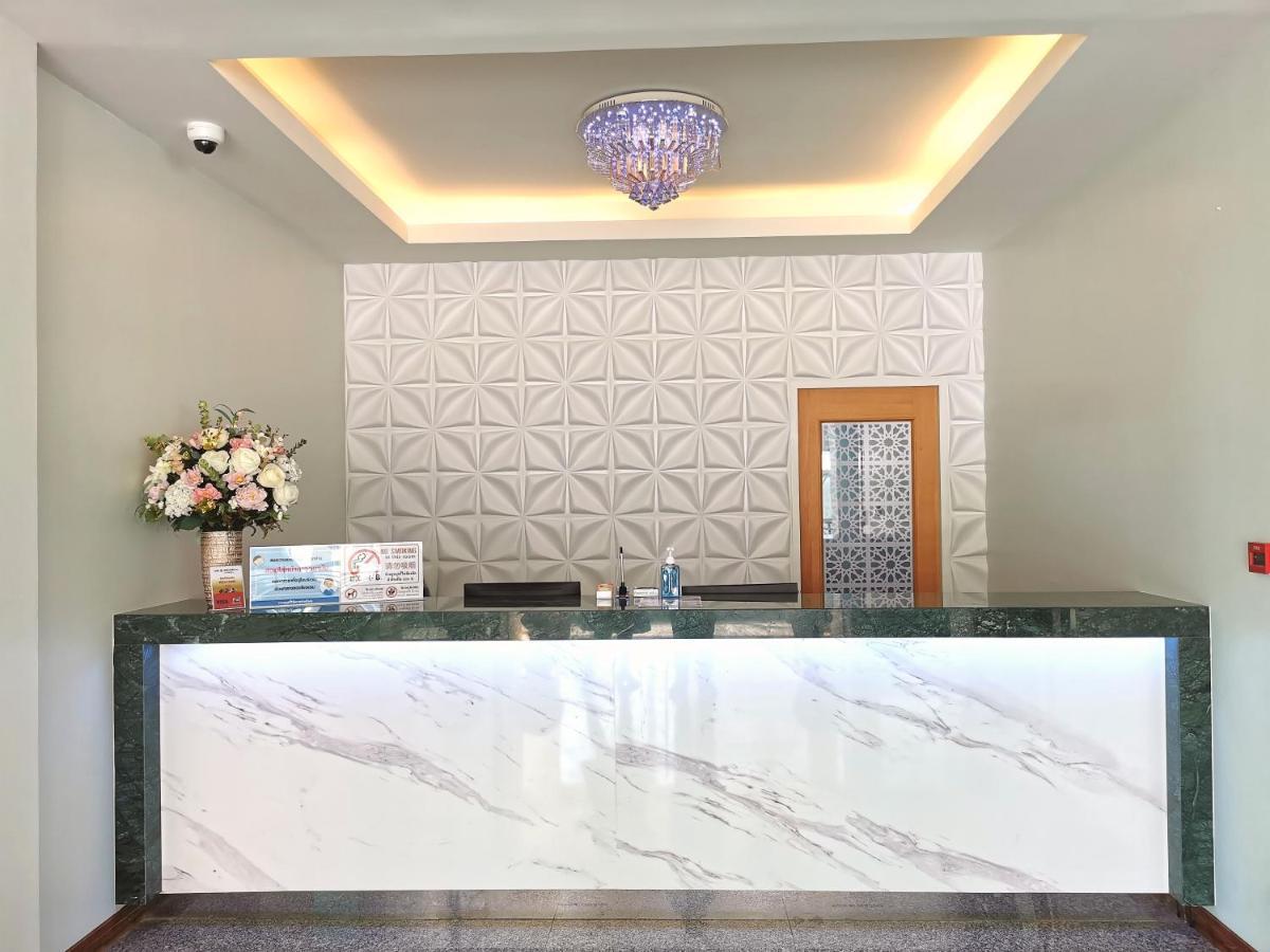 Hotel Orchid Suratthani