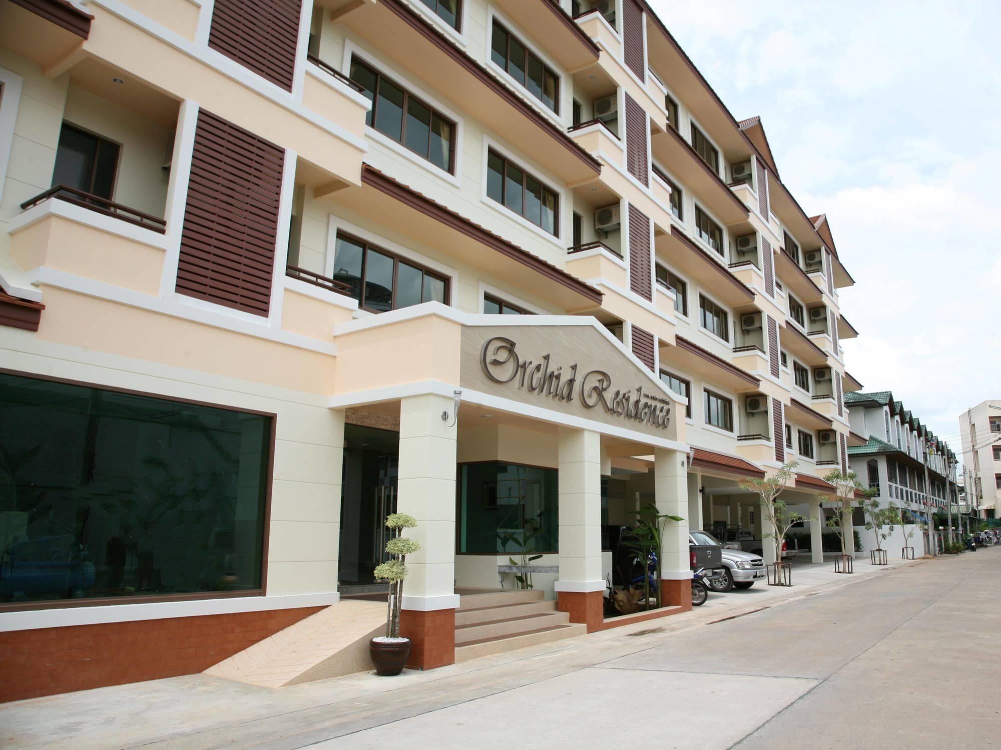 Hotel Orchid Suratthani 3*