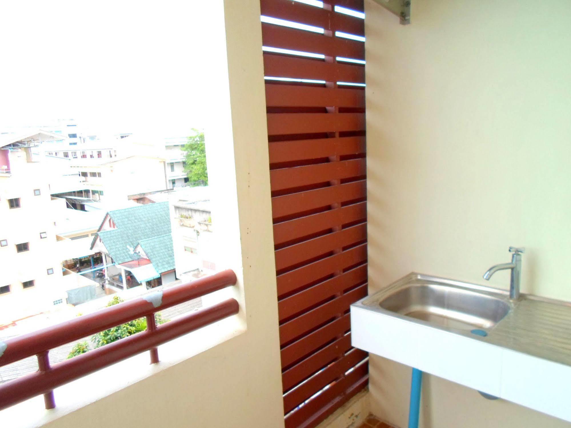 Orchid Suratthani Hotel 3*