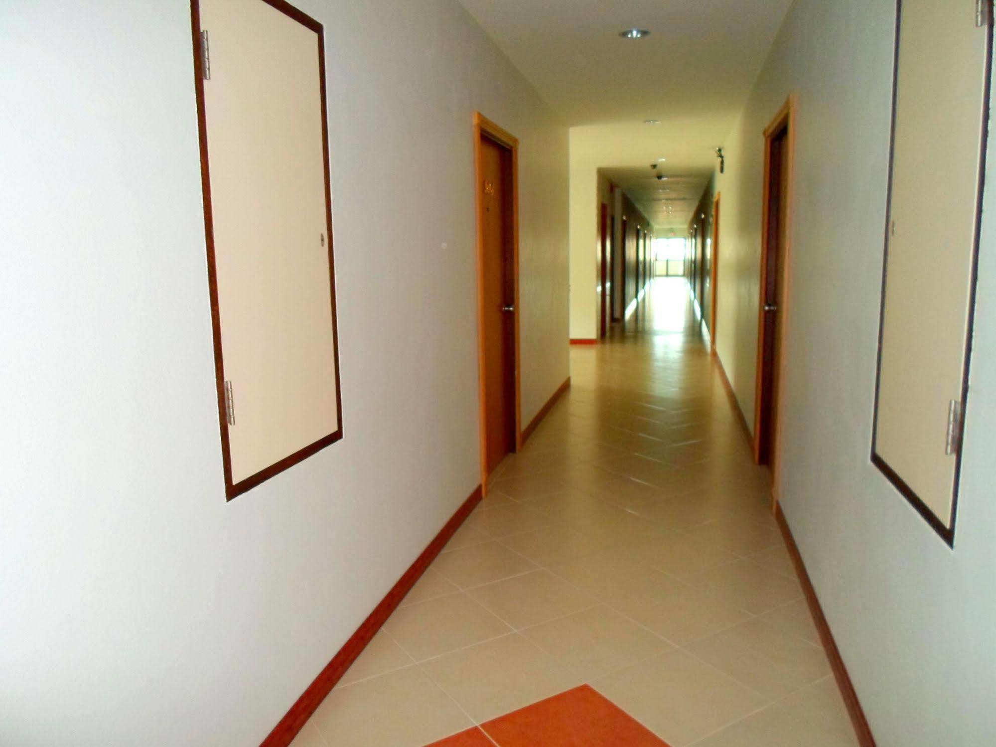 Orchid Suratthani Hotel 3*